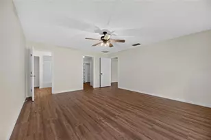 615 Thompson Rd, Lithia, FL 33547 - Photo 14