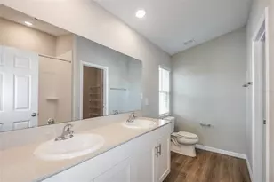 9136 Belleview Forest Pass, Dade City, FL 33525 - Photo 6