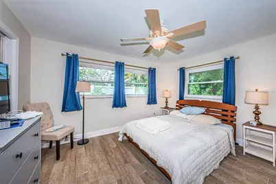 5230 Venetian Boulevard NE, Saint Petersburg, FL 33703 - Photo 28
