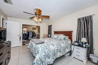 5230 Venetian Boulevard NE, Saint Petersburg, FL 33703 - Photo 20