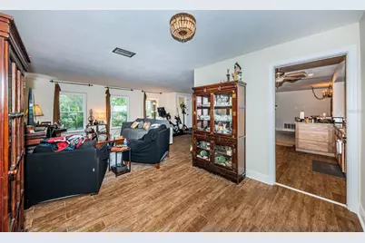 5230 Venetian Boulevard NE, Saint Petersburg, FL 33703 - Photo 6