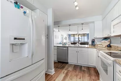15462 Gulf Boulevard #406, Saint Petersburg, FL 33708 - Photo 22