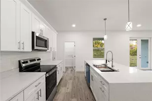 5352 Lowell Ave, Spring Hill, FL 34609 - Photo 24