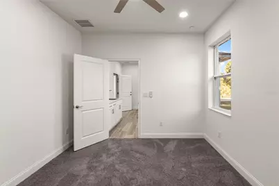 5352 Lowell Avenue, Spring Hill, FL 34609 - Photo 20
