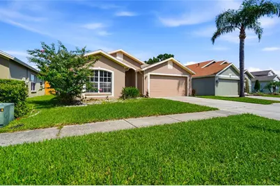 29417 Crossland Drive, Wesley Chapel, FL 33543 - Photo 4