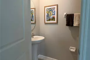 4503 Globe Thistle Dr, Tampa, FL 33619 - Photo 8