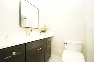 4705 1st St NE, Saint Petersburg, FL 33703 - Photo 6