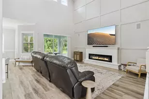27722 Indigo Pond Ct, Wesley Chapel, FL 33544 - Photo 10