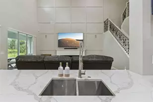 27722 Indigo Pond Ct, Wesley Chapel, FL 33544 - Photo 18