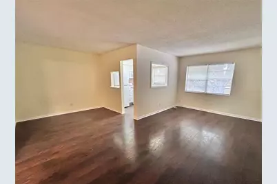 4455 38th Terrace N #B16, Saint Petersburg, FL 33714 - Photo 2
