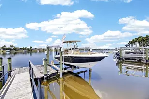 5216 Point Harbor Ln, Apollo Beach, FL 33572 - Photo 10