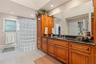 967 Pine Hill Rd, Palm Harbor, FL 34683 - Photo 14