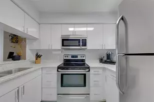 3315 W Wyoming Cir, Tampa, FL 33611 - Photo 14