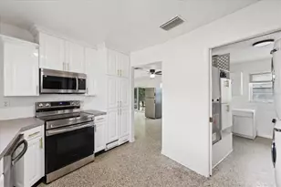 6495 Fairlawn St, Spring Hill, FL 34606 - Photo 20
