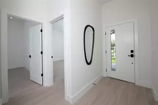 5346 2nd Ave S, Saint Petersburg, FL 33707 - Photo 28