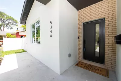 5346 2nd Avenue S, Saint Petersburg, FL 33707 - Photo 2