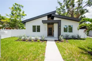 5346 2nd Ave S, Saint Petersburg, FL 33707 - Photo 1