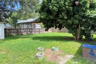 12721 N Ola Ave, Tampa, FL 33612 - Photo 22