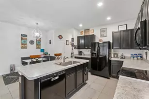 3830 Vignoble Ln, Brandon, FL 33511 - Photo 10