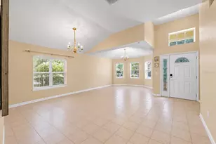 4756 Whispering Wind Ave, Tampa, FL 33614 - Photo 6