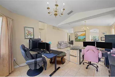 4756 Whispering Wind Avenue, Tampa, FL 33614 - Photo 10