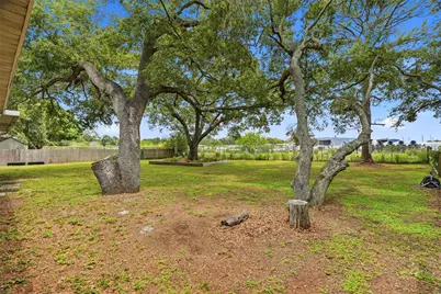 6300 86th Avenue N, Pinellas Park, FL 33782 - Photo 34