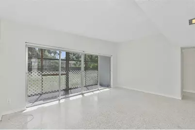 704 E River Drive, Tampa, FL 33617 - Photo 20