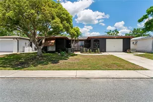 10120 Glen Moor Ln, Port Richey, FL 34668 - Photo 2