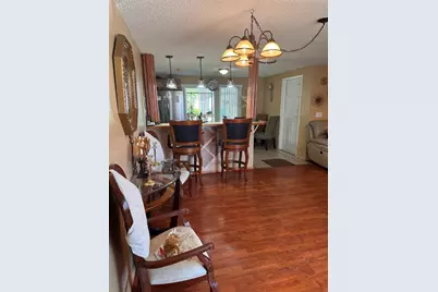 8848 Oak Circle, Tampa, FL 33615 - Photo 10