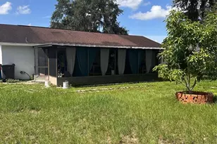 8848 Oak Cir, Tampa, FL 33615 - Photo 6