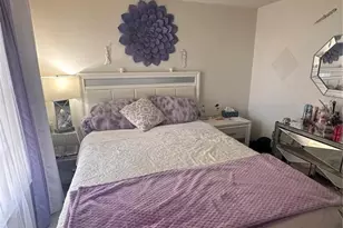 8848 Oak Cir, Tampa, FL 33615 - Photo 16