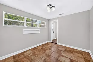 1108 S 55th St, Gulfport, FL 33707 - Photo 6