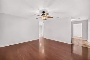 1108 S 55th St, Gulfport, FL 33707 - Photo 12