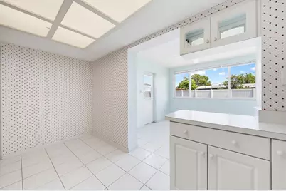8357 75th Avenue, Seminole, FL 33777 - Photo 12