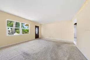 8357 75th Ave, Seminole, FL 33777 - Photo 10