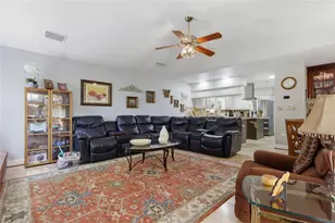 7201 Hodgewood Ct, Tampa, FL 33614 - Photo 52