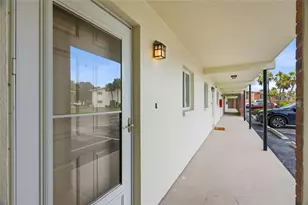 4570 Overlook Dr NE, Saint Petersburg, FL 33703 - Photo 2