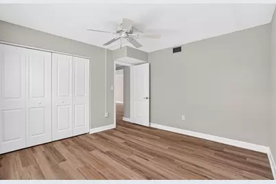 4570 Overlook Drive NE #175, Saint Petersburg, FL 33703 - Photo 22