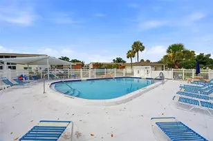 4570 Overlook Dr NE, Saint Petersburg, FL 33703 - Photo 28