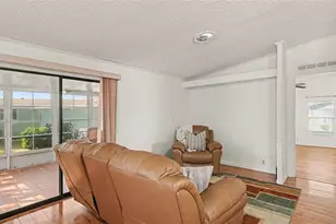 8430 Imperial Cir, Palmetto, FL 34221 - Photo 18