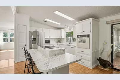8430 Imperial Circle, Palmetto, FL 34221 - Photo 2
