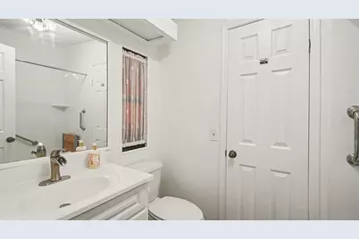 8430 Imperial Circle, Palmetto, FL 34221 - Photo 24