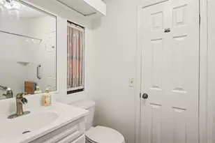 8430 Imperial Cir, Palmetto, FL 34221 - Photo 24