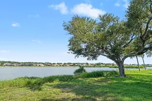 8430 Imperial Cir, Palmetto, FL 34221 - Photo 34