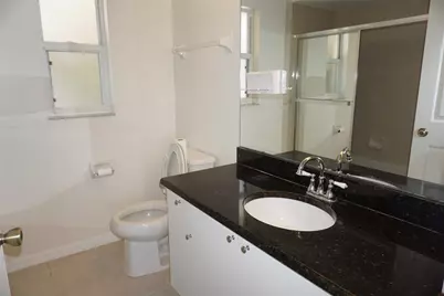 6708 66th Avenue E, Bradenton, FL 34203 - Photo 12