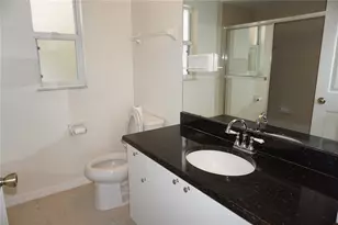 6708 66th Ave E, Bradenton, FL 34203 - Photo 12