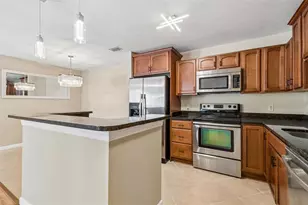 9481 Highland Oak Dr, Tampa, FL 33647 - Photo 18