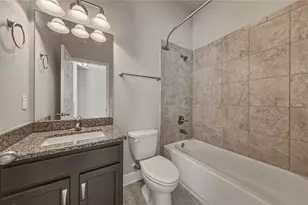 1017 Tracey Ann Loop, Seffner, FL 33584 - Photo 36