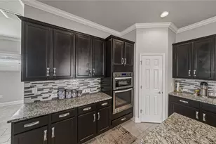 1017 Tracey Ann Loop, Seffner, FL 33584 - Photo 8