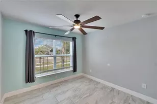 14525 Scottburgh Glen Dr, Wimauma, FL 33598 - Photo 8